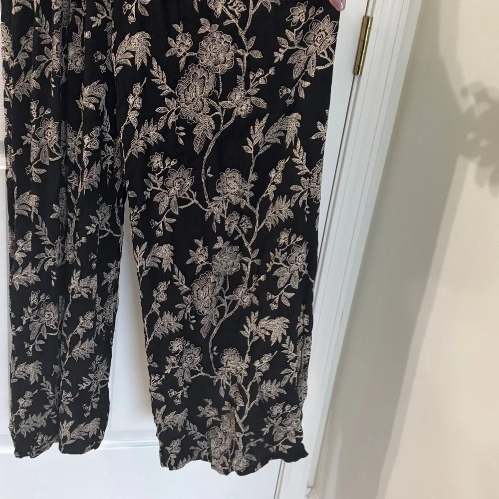 Angie Black Wide Leg Jumpsuit with Cream Floral Print - Picture 5 of 7